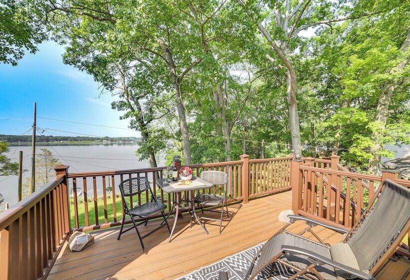 Michigan Lakefront Retreat W/ Kayaks & 2 Decks