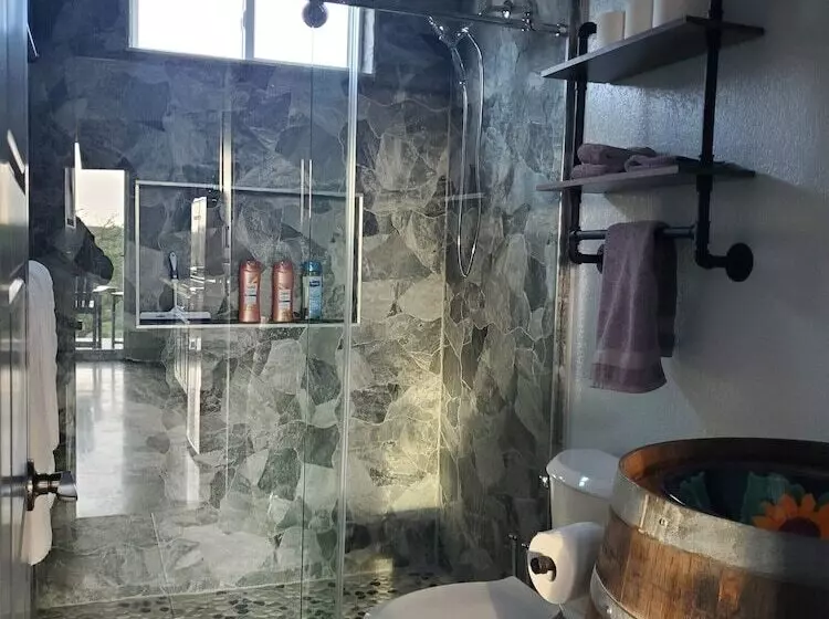 Majatalo Hill Country Guest Houses