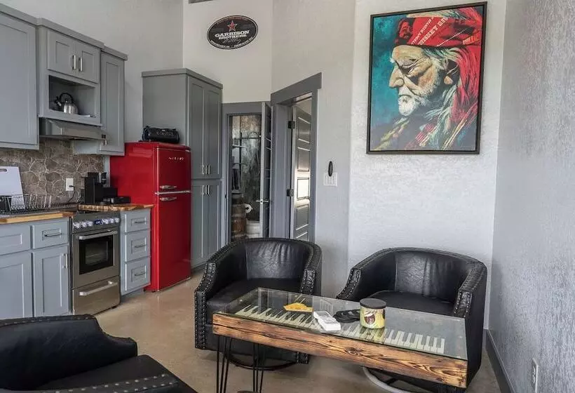 Majatalo Hill Country Guest Houses