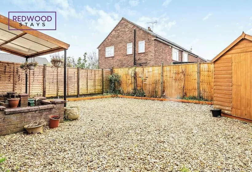 Majatalo Kingston Road House By Redwood Stays