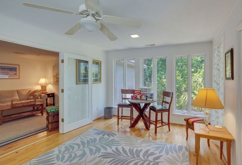 Near Edisto Beach State Park: Home W/ Lanais!