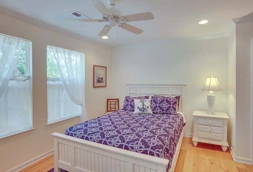 Near Edisto Beach State Park: Home W/ Lanais!