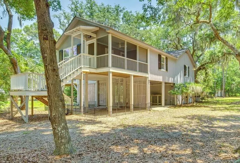 Near Edisto Beach State Park: Home W/ Lanais!