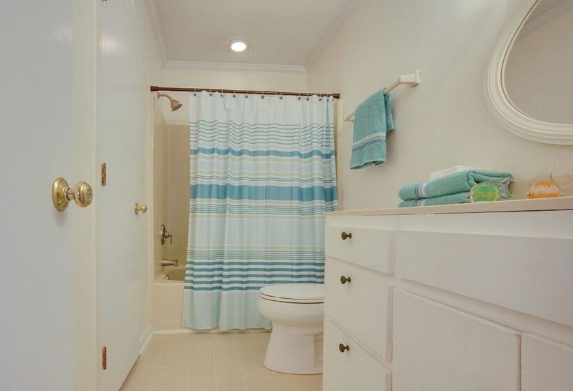 Near Edisto Beach State Park: Home W/ Lanais!