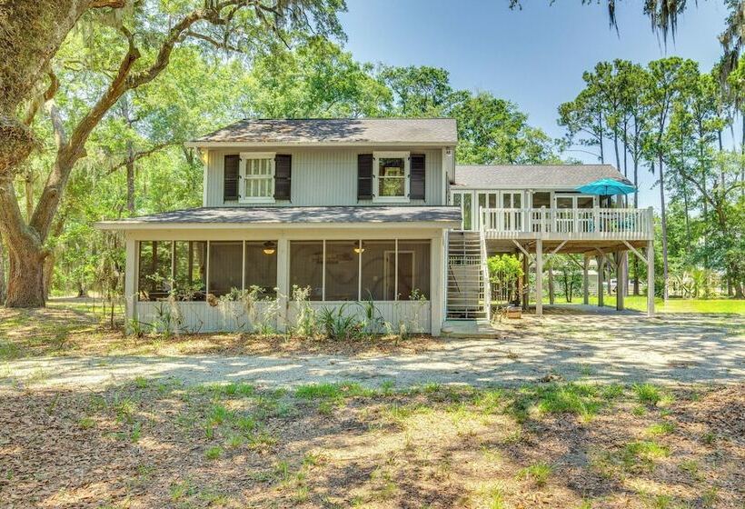 Near Edisto Beach State Park: Home W/ Lanais!