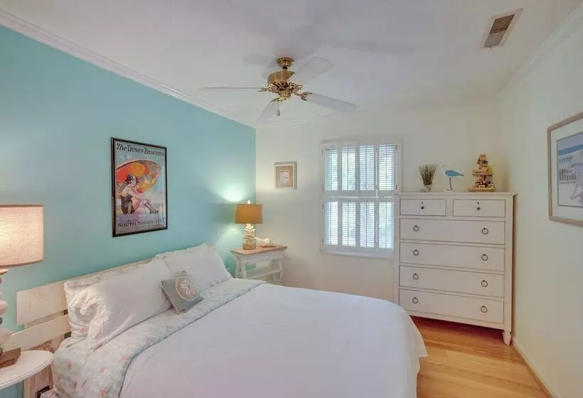 Near Edisto Beach State Park: Home W/ Lanais!