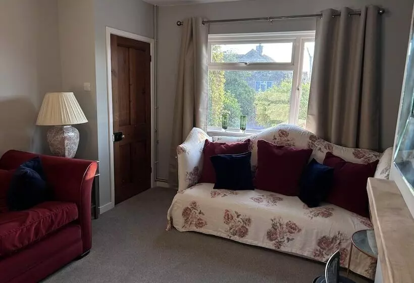 レジデンス King Arthur S Rest   Sleeps 10, Hot Tub & Garden