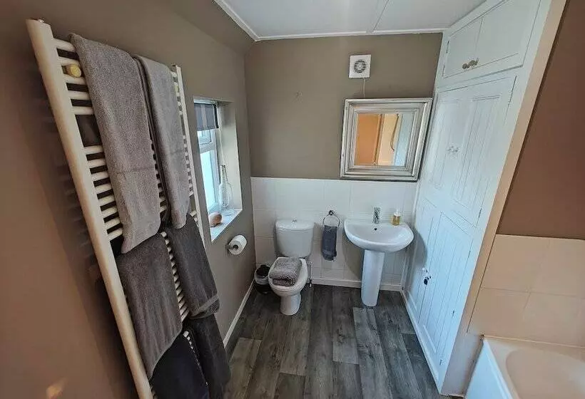 レジデンス King Arthur S Rest   Sleeps 10, Hot Tub & Garden