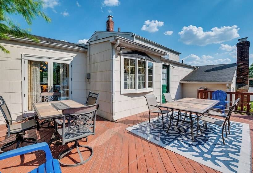 Somerset Home W/ Large Yard Near Parks & Trails