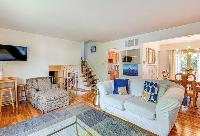 Somerset Home W/ Large Yard Near Parks & Trails