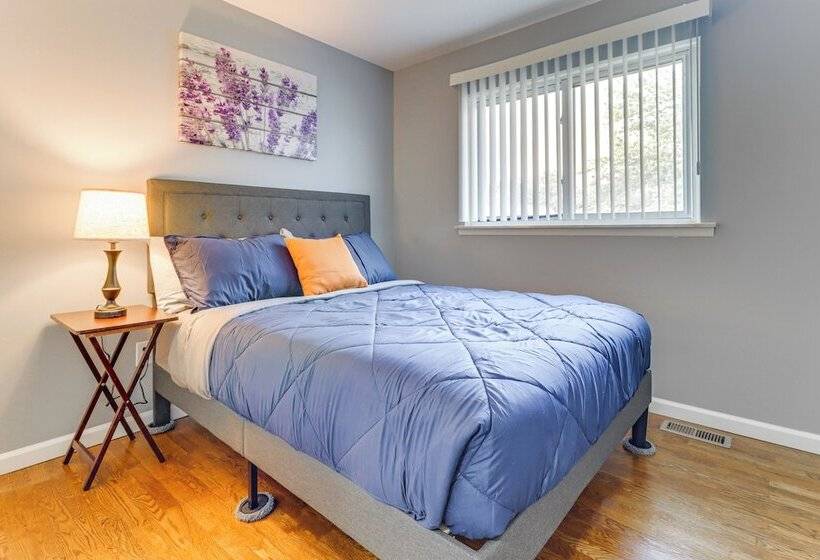 Spacious Inkster Family Home W/ Patio & Yard!