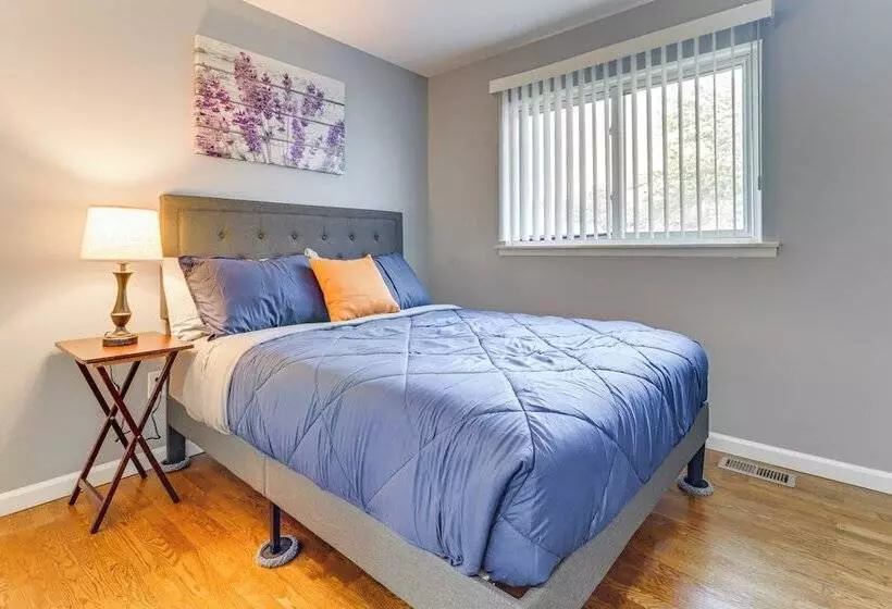 Spacious Inkster Family Home W/ Patio & Yard!