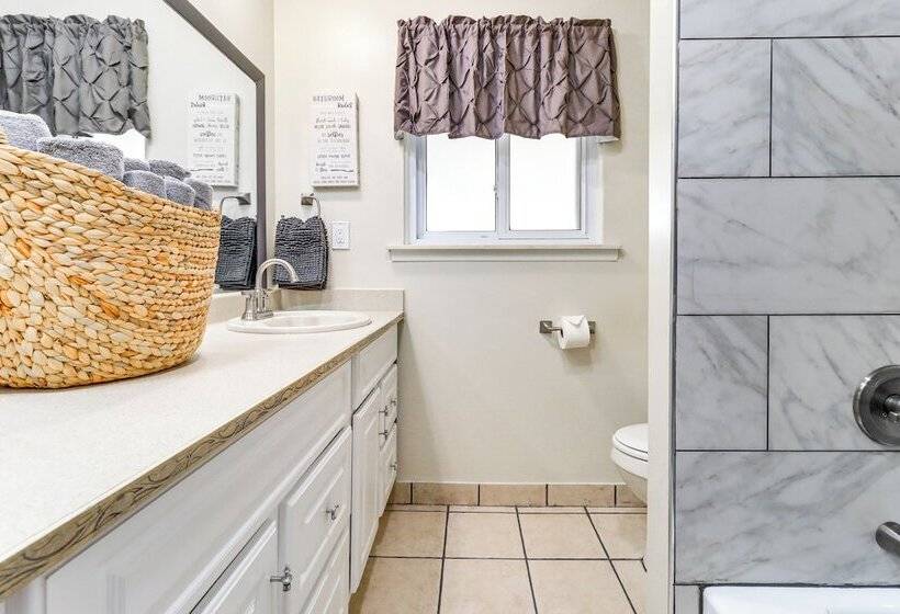 Spacious Inkster Family Home W/ Patio & Yard!