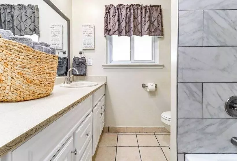 Spacious Inkster Family Home W/ Patio & Yard!