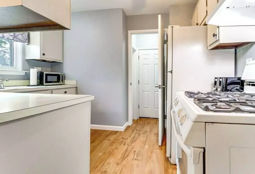 Spacious Inkster Family Home W/ Patio & Yard!