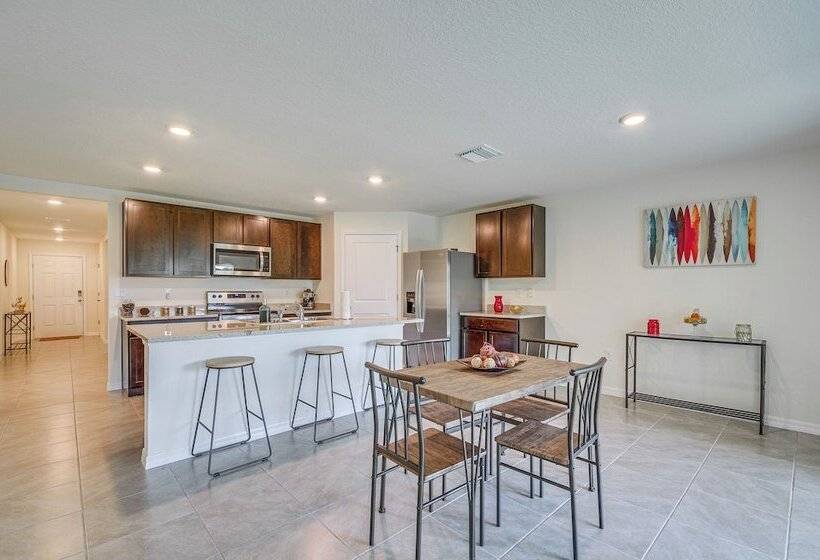 Spring Hill Retreat W/ Patio & Yard, Near Kayaking