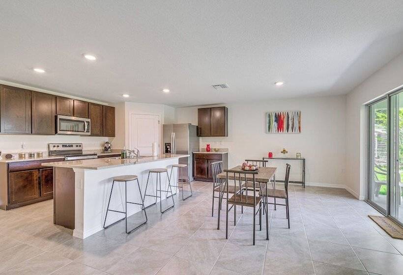 Spring Hill Retreat W/ Patio & Yard, Near Kayaking