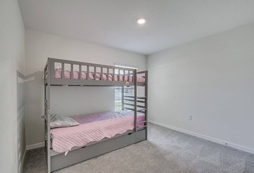 Spring Hill Retreat W/ Patio & Yard, Near Kayaking