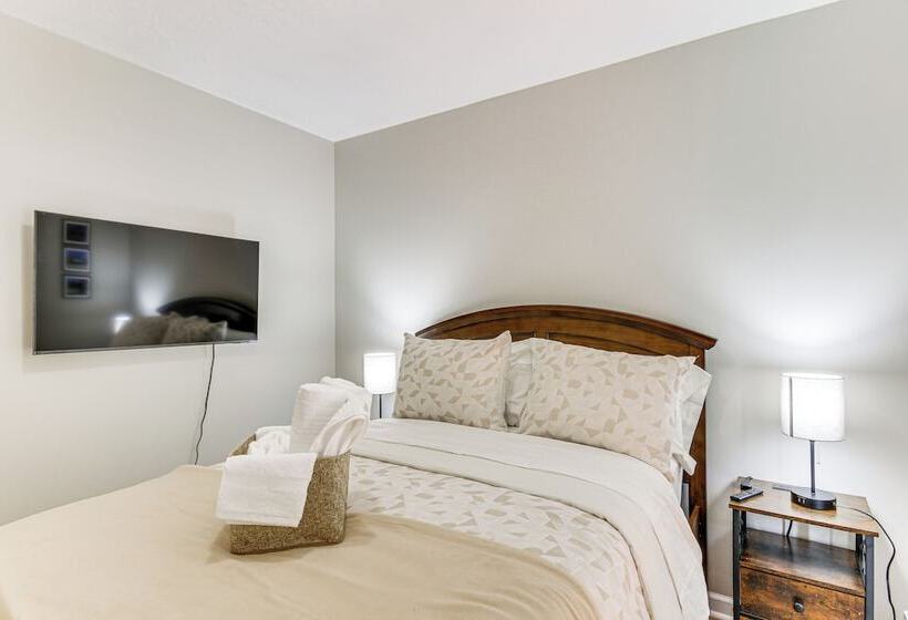 Sunny Augusta Home: Golf, Shop, Explore!