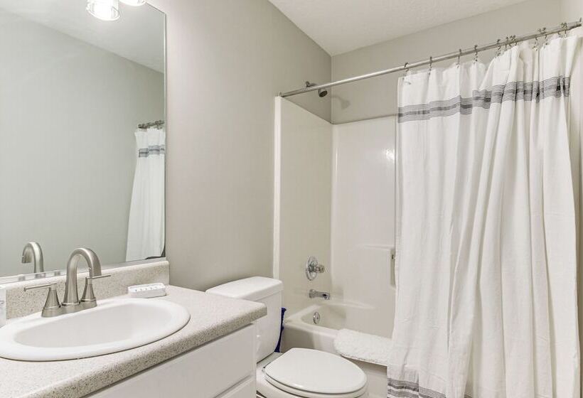 Sunny Augusta Home: Golf, Shop, Explore!