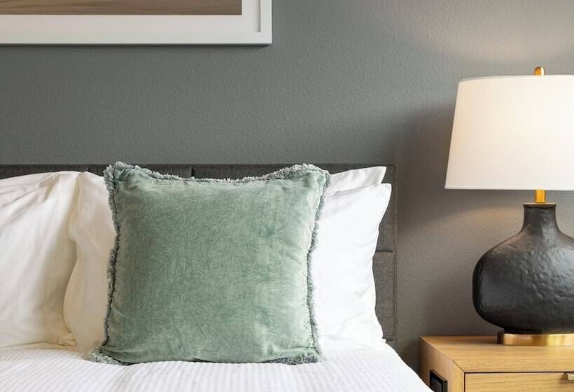 Tower On Tenth By  Landing