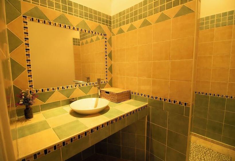 住宿加早餐 Le Château De Sorgues