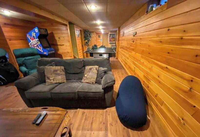 Deer Haven Cabin By Avantstay Waterfront Dock + Firepit