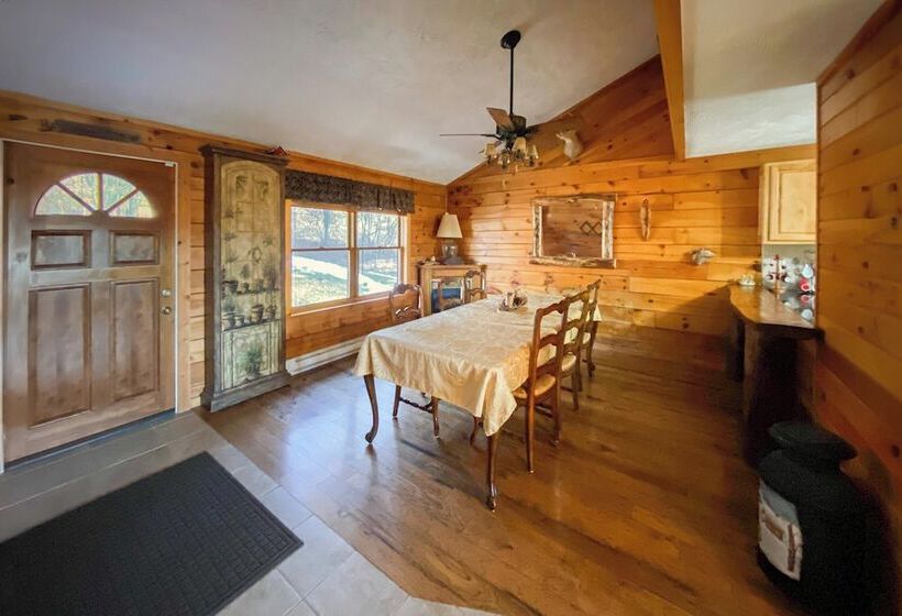 Deer Haven Cabin By Avantstay Waterfront Dock + Firepit