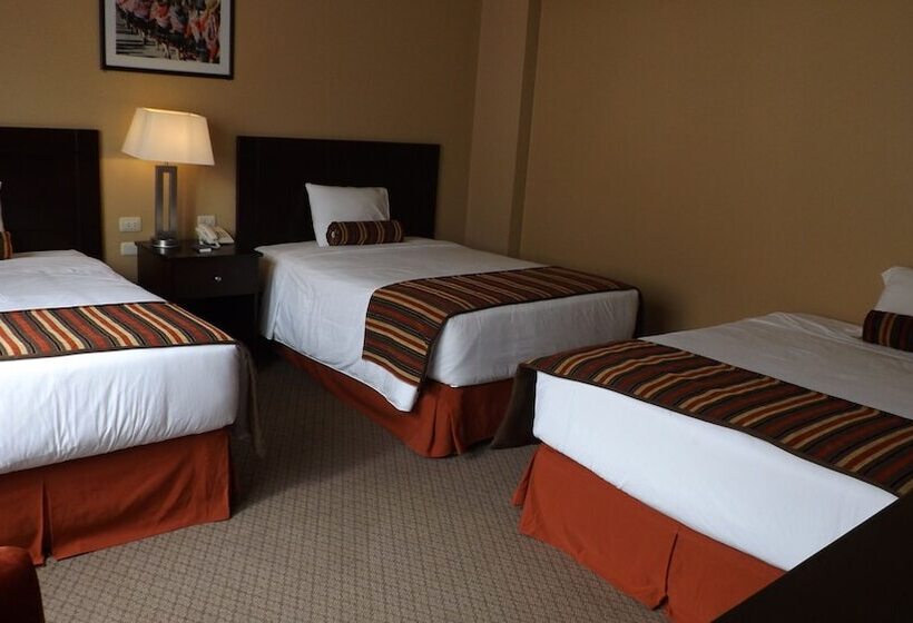 בית מלון כפרי Apu Mountain Lodge Cusco