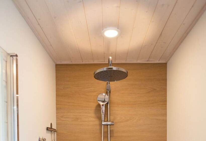 Отель Isa Comfortable Holiday Residence