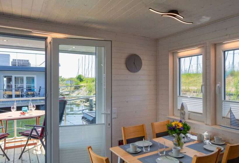 Отель Isa Comfortable Holiday Residence