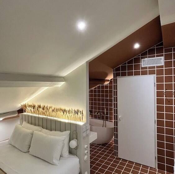 هتل Maison Soleil