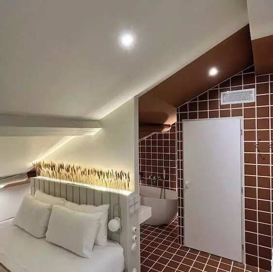 هتل Maison Soleil