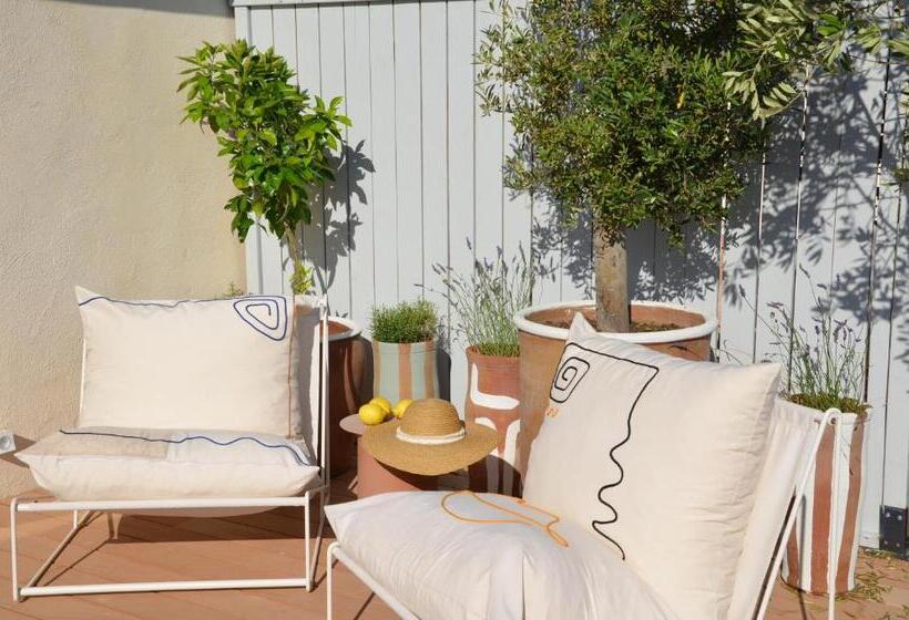 هتل Maison Soleil