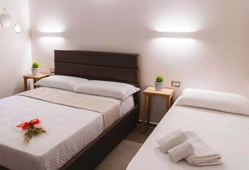 ペンション Art Boutique Rooms