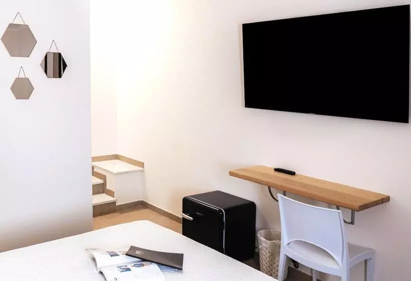 ペンション Art Boutique Rooms