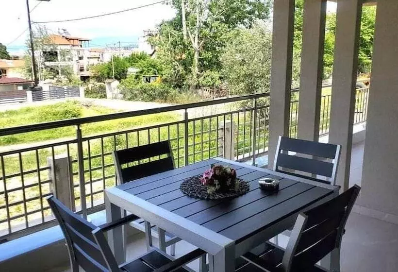 ペンション Aura Luxury Suites   Olympiada Cozy Getaways