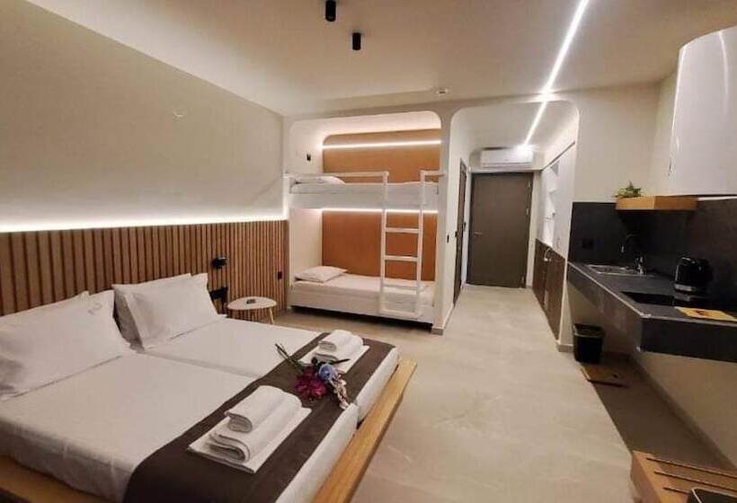 Pensão Aura Luxury Suites   Olympiada Cozy Getaways