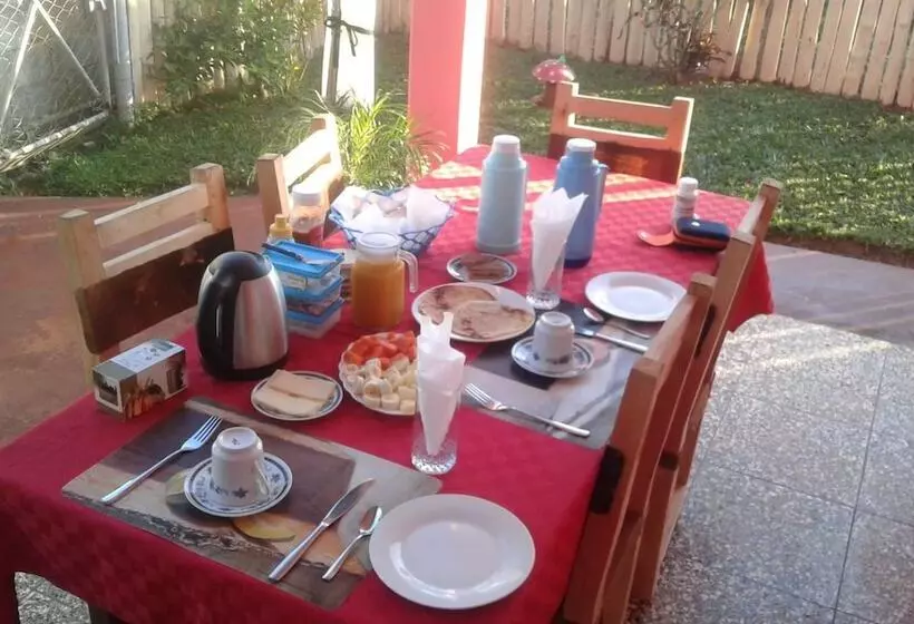 ペンション Casa Jardin Yusniel Y Lida