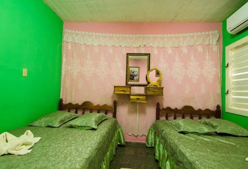 پانسیون Casa Yiyo El Guajiro De Viñales