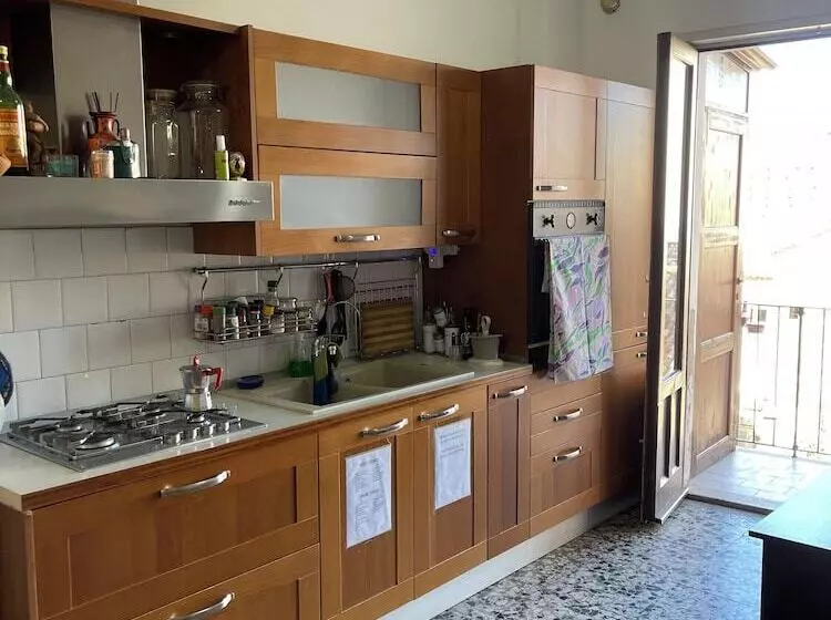 پانسیون Central Station House Cettina