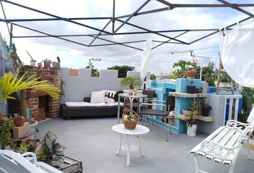 پانسیون Hostal Katia