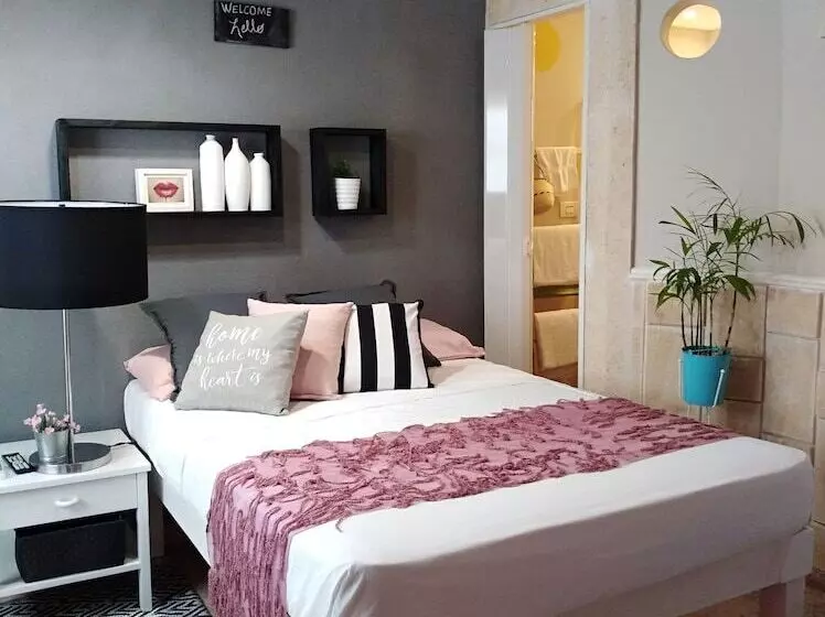 ペンション Hostal Katia
