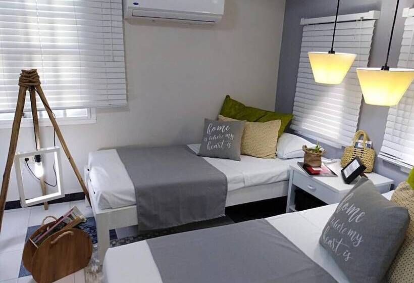 پانسیون Hostal Katia