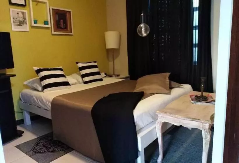 ペンション Hostal Katia