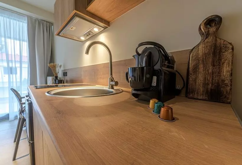 Majatalo Luaz Suites Volos Center