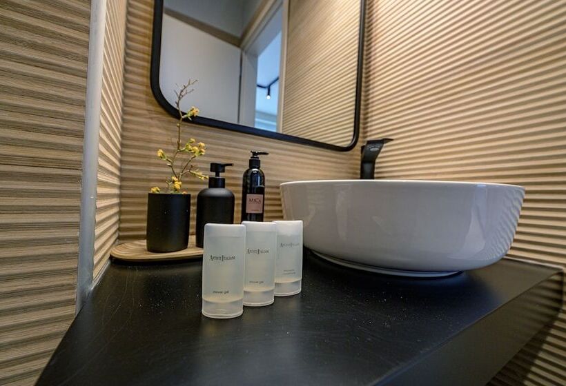 پانسیون Luaz Suites Volos Center