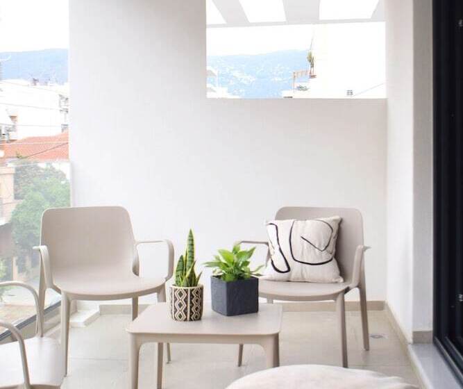 پانسیون Luaz Suites Volos Center