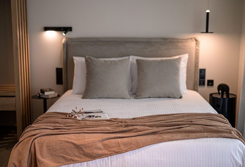 پانسیون Luaz Suites Volos Center