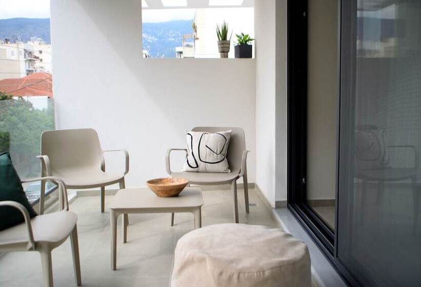 پانسیون Luaz Suites Volos Center